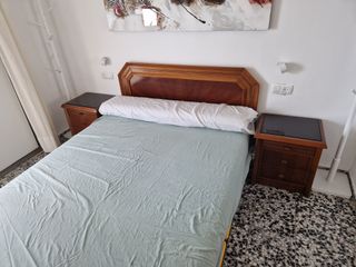 Muebles de salón de madera (mesa, sillas, ...)