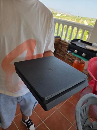 PS4 (PlayStation 4) Negra