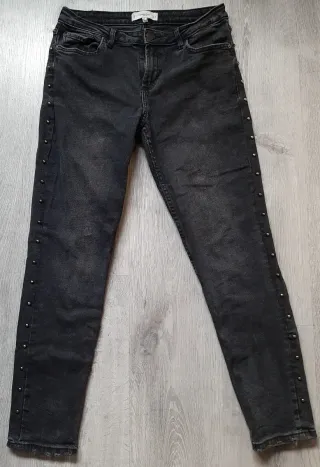 Pantalón vaquero Mango mujer con tachuelas