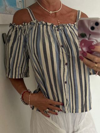 Blusa tirantes hombros descubiertos rayas