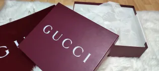 Caja y Bolsa Gucci