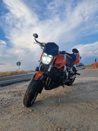 Suzuki GSR 600 urge venta por paternidad