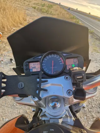 Suzuki GSR 600 urge venta por paternidad