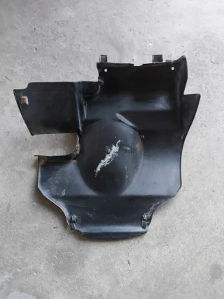 Tapa Rueda Trasera Yamaha Bws