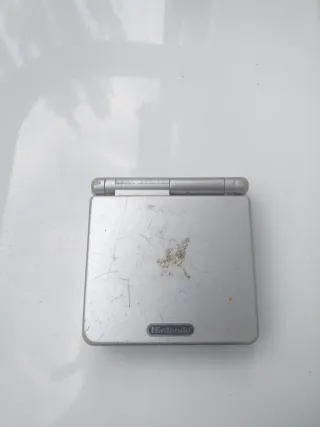 Nintendo Game Boy Advance 