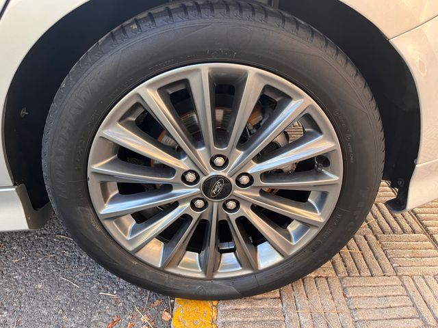 Ford Focus 2018  ST LINE  1.5  TDCI  120 CV   DIES