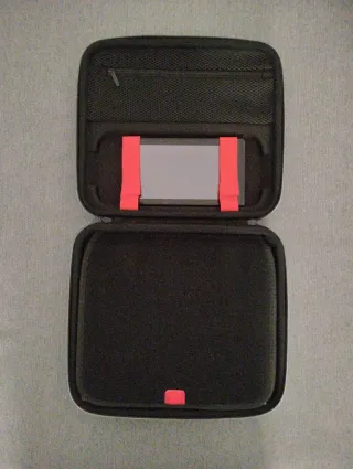 Nintendo Switch + Maletín Azul/Rojo