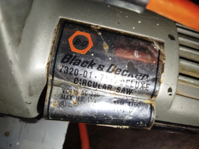Sierra Circular Black & Decker 7 1/4