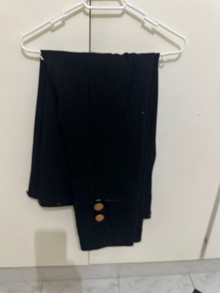Pantalón negro talla L