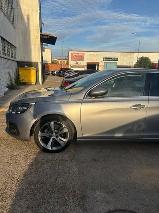 Peugeot 308 1.6 BlueHDi 120cv – 2018