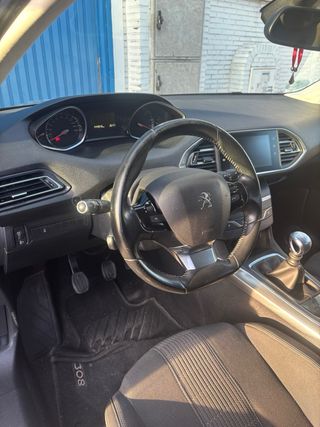 Peugeot 308 1.6 BlueHDi 120cv – 2018