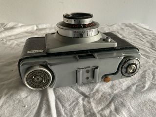 1122. Cámara Dacora Dignette. 1a. de las Dignette.