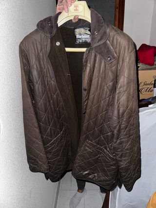 Chaqueta Barbour acolchada marrón