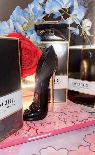 Perfume Carolina Herrera Good Girl Tacón Azul