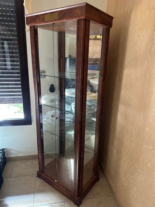 Vitrina La Cartuja con luz