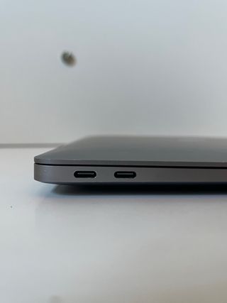 MacBook Air 13 500GB 8GB RAM (2020)