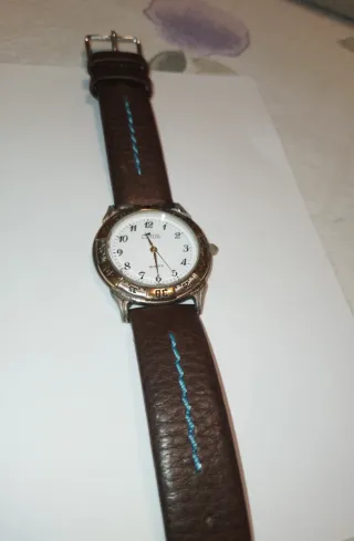 Reloj Lotus Cuarzo Marrón