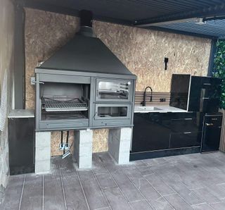 Barbacoa y Parrilla Negra y Beige