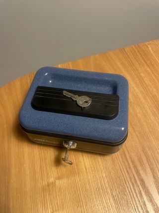 Caja de dinero con llaves JOMA Eurobox