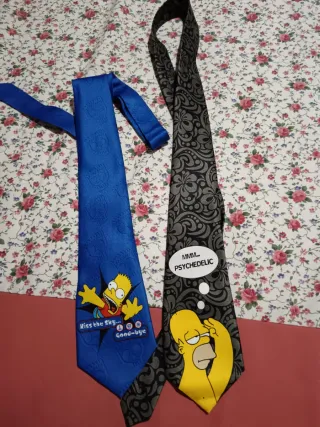 2 Corbatas Simpsons Bart y Homer