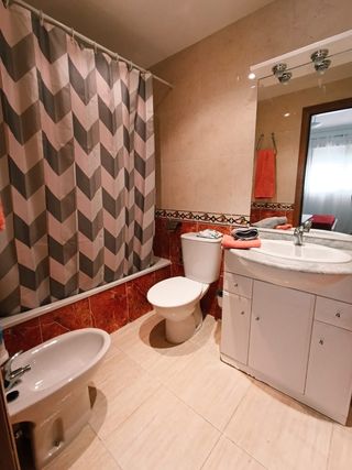 Apartamento Oropesa con Piscina, garaje y gym.