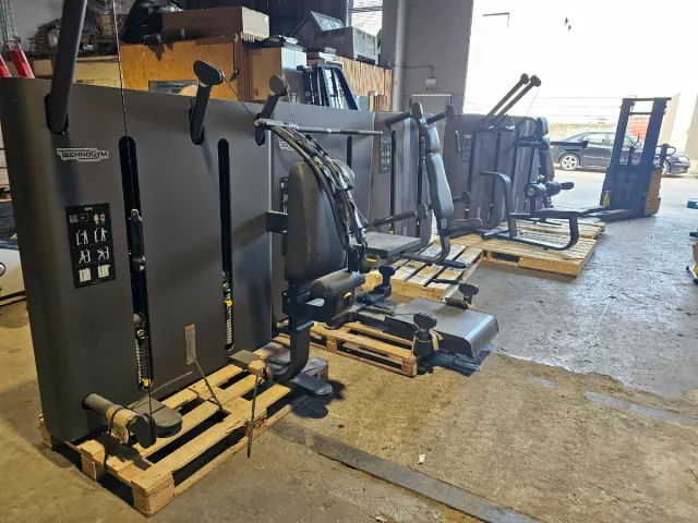 Máquina Kinesis Technogym