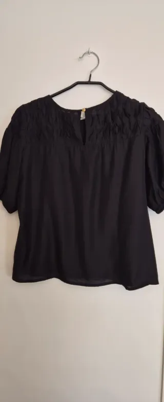 Blusa Negra Mentha y Chocolate