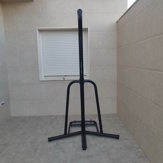 Soporte Saco Boxeo Outshock Autosujeción 900