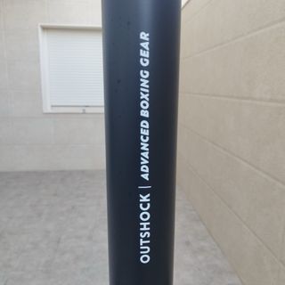 Soporte Saco Boxeo Outshock Autosujeción 900