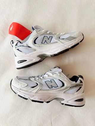 New Balance 530 Talla 39.5 Gris/Blanco