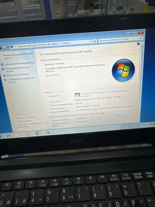 Mini portátil Acer Windows 7