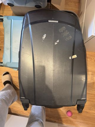 Maleta Samsonite Rígida 4 Ruedas Negra