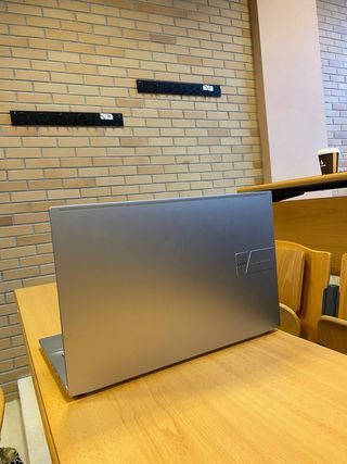 ASUS Vivobook Pro 15 OLED Plata