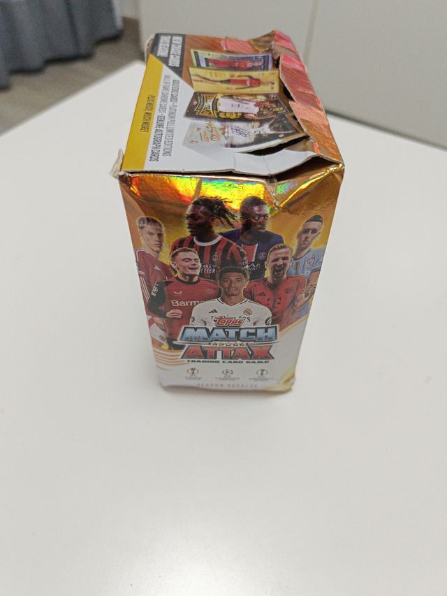 Caja Cromos Fútbol Match Attax 2024-25