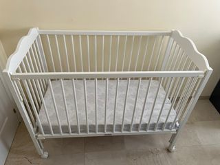 Cuna bebé Madera Blanca& colchón.Trama