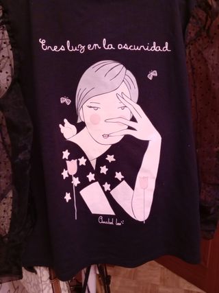 Camiseta Anabel Lee manga transparente