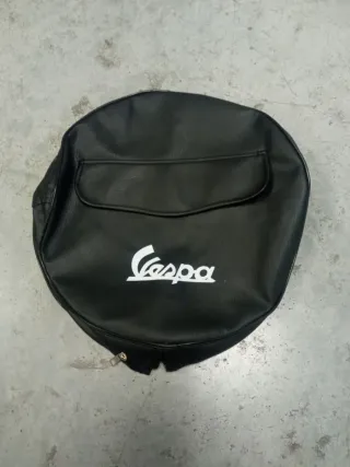 Funda rueda repuesto Vespa 125