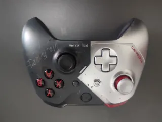 Mando Xbox One ciberpunk