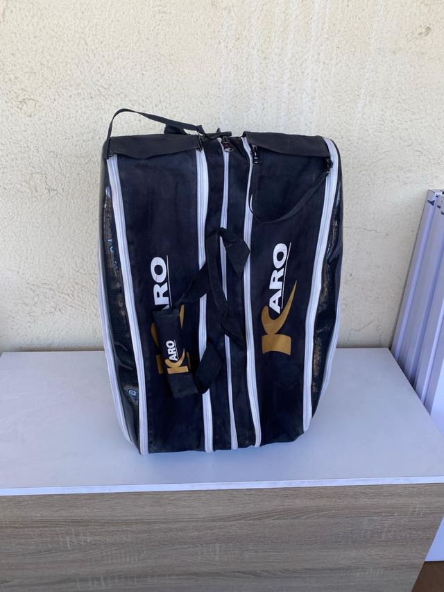 Paletero Padel Karo Negro y Dorado