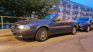 Volvo C70 2003