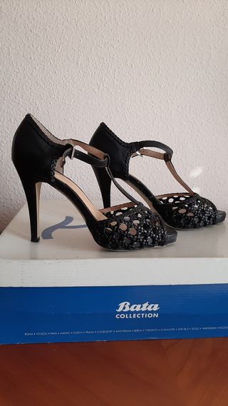 Zapatos de tacón Pilar Abril negros