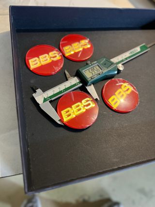 Tapas de buje BBS 60mm rojo y dorado 