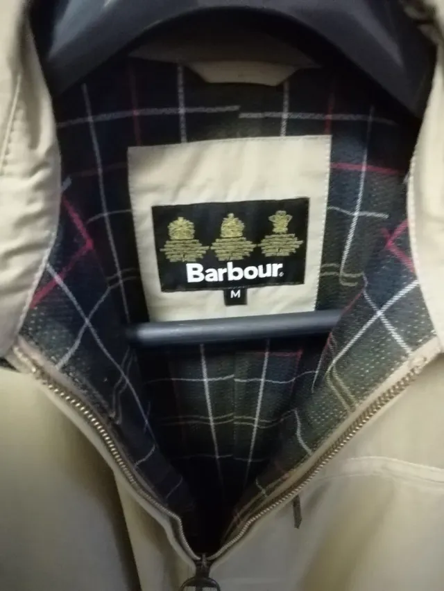 Chaqueta Barbour Beige Talla M. Solo está semana.