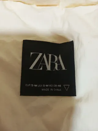Chaqueta Zara Beige Plumas