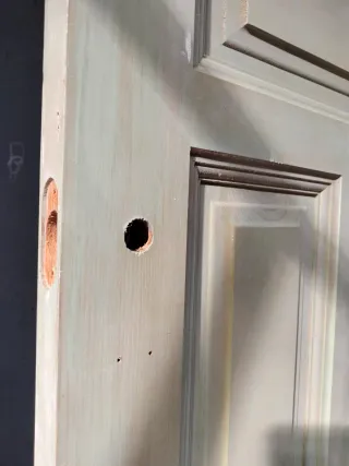 Puerta interior de madera