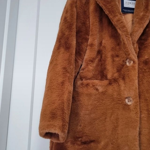 Abrigo peluche camel talla única
