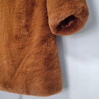 Abrigo peluche camel talla única
