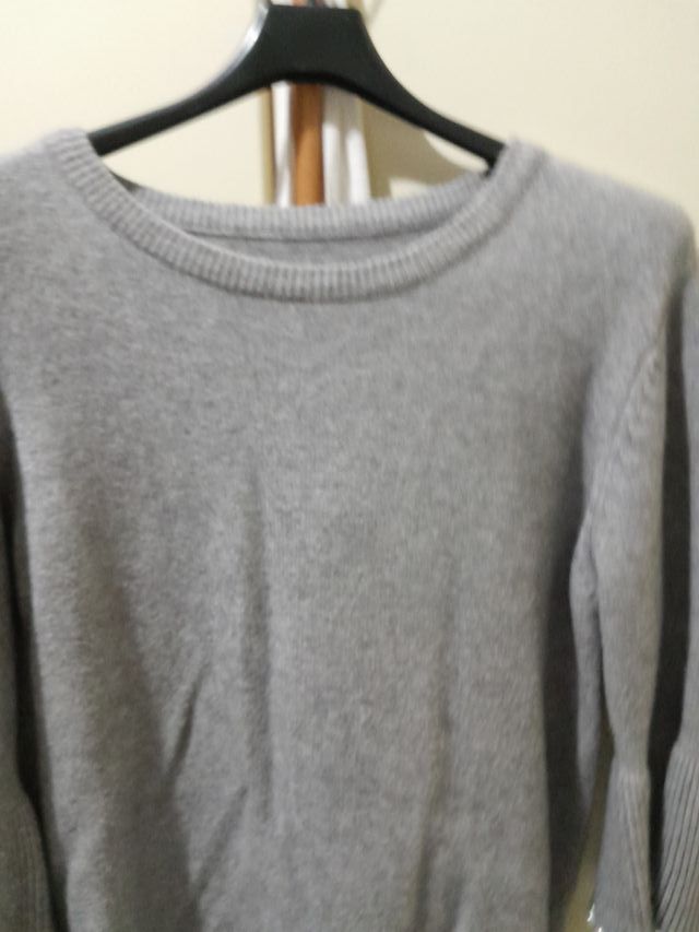 Maglia donna grigia con perle