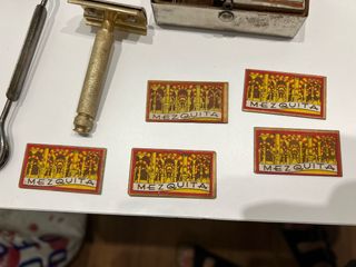 Lote Barbería: Pinzas caracoles cuchilla piedra 