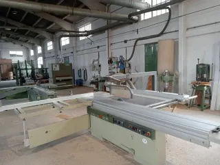 Taller de carpintería completo